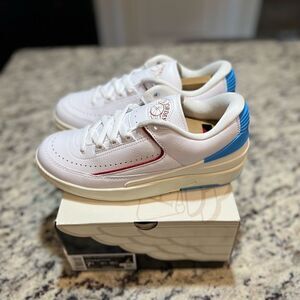 Air Jordan 2 Retro Low “UNC to CHI” Size: 7.5W